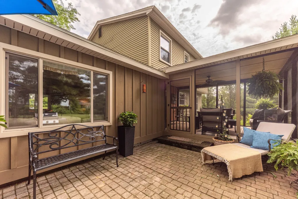 2896 Sitka Court Lodi Township MI 48103