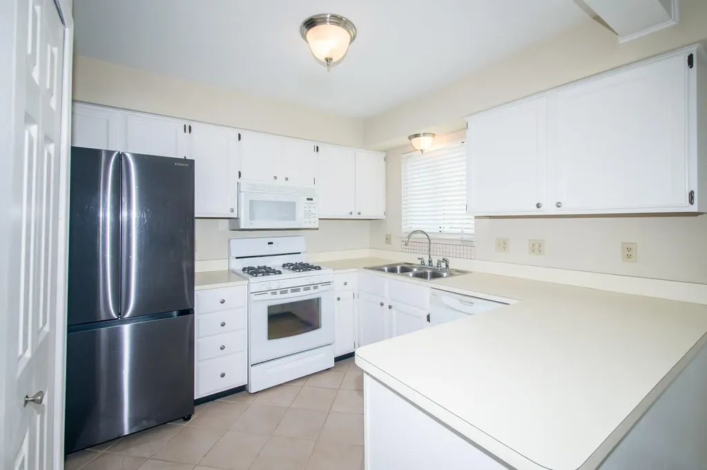 6595 Sauk Trail Pittsfield Charter Township MI 48176