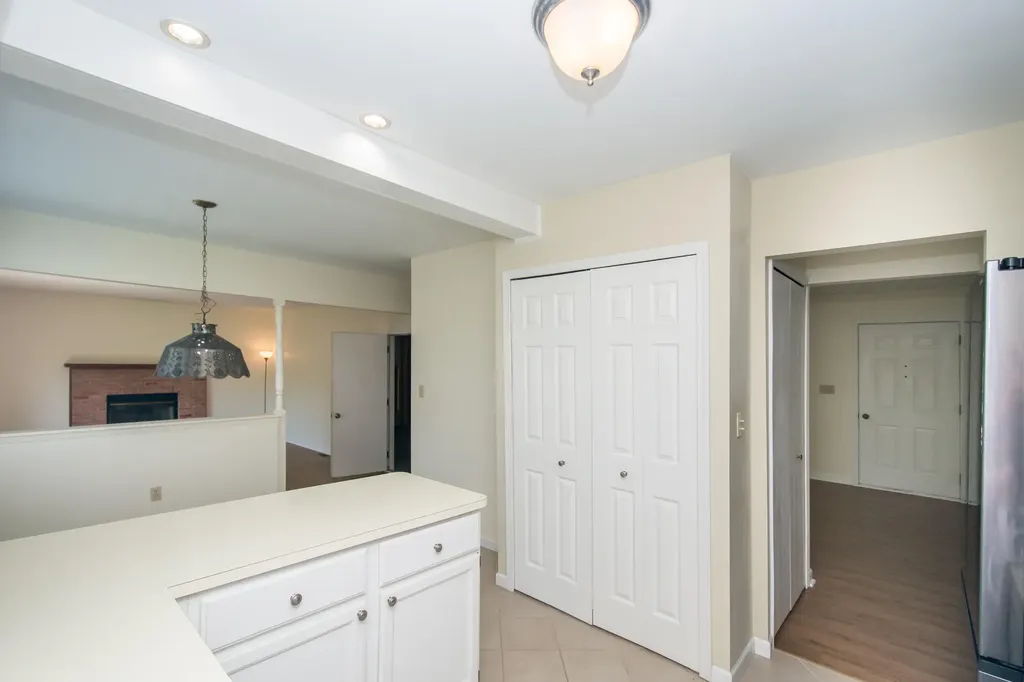 6595 Sauk Trail Pittsfield Charter Township MI 48176