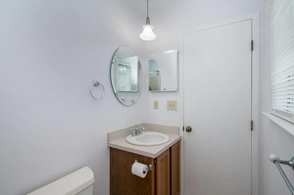 6595 Sauk Trail Pittsfield Charter Township MI 48176