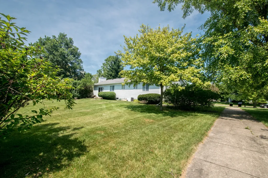 6595 Sauk Trail Pittsfield Charter Township MI 48176