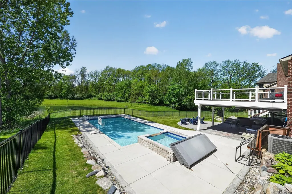 2931 Walnut Ridge Drive Scio Township MI 48103