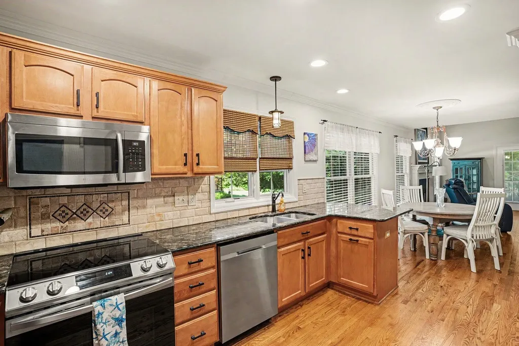 514 Brooks Hollow Court Dundee Village MI 48131