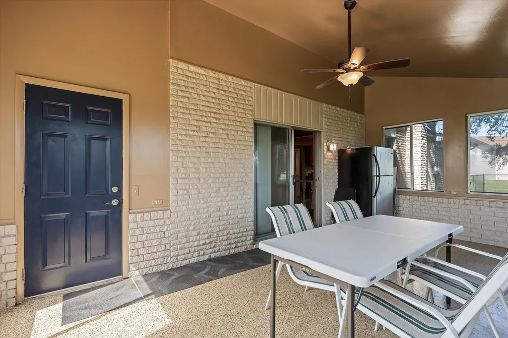 25964 Kilreigh Drive Farmington Hills City MI 48336