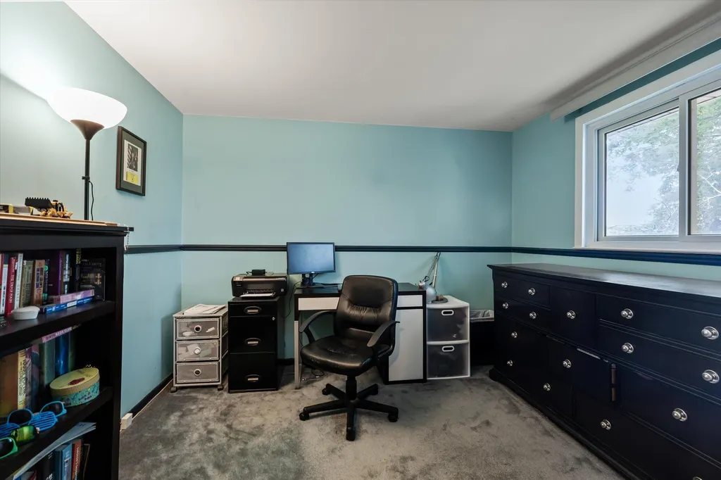 25964 Kilreigh Drive Farmington Hills City MI 48336