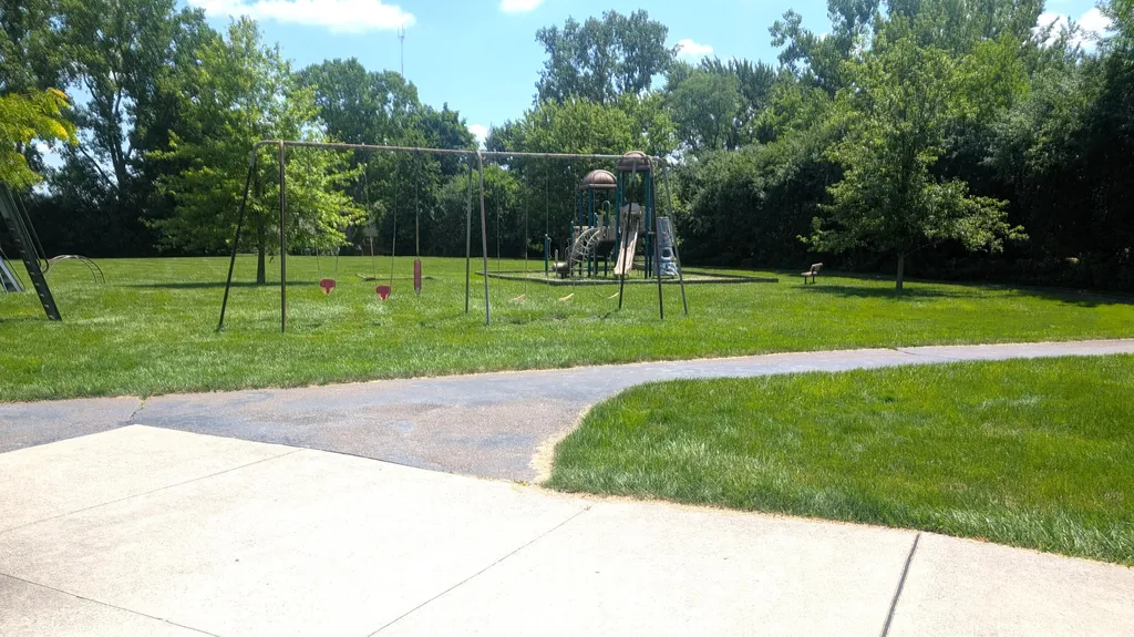 25964 Kilreigh Drive Farmington Hills City MI 48336