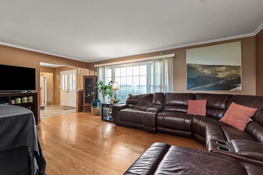 25964 Kilreigh Drive Farmington Hills City MI 48336