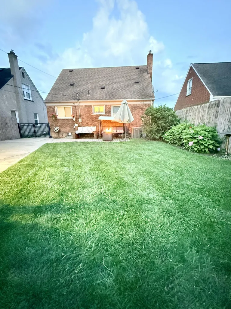 1936 Walnut Street Dearborn City MI 48124