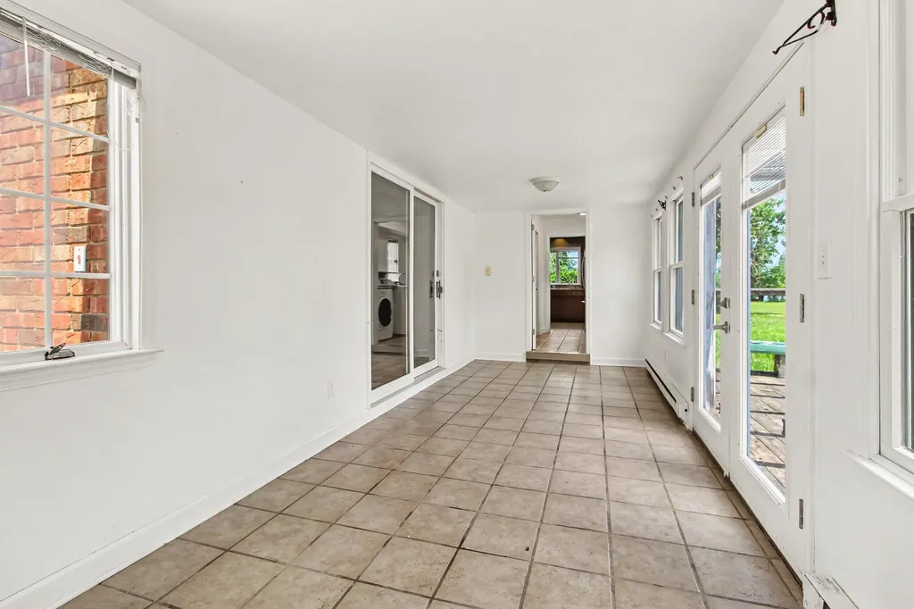 510 Willow Road York Charter Township MI 48160
