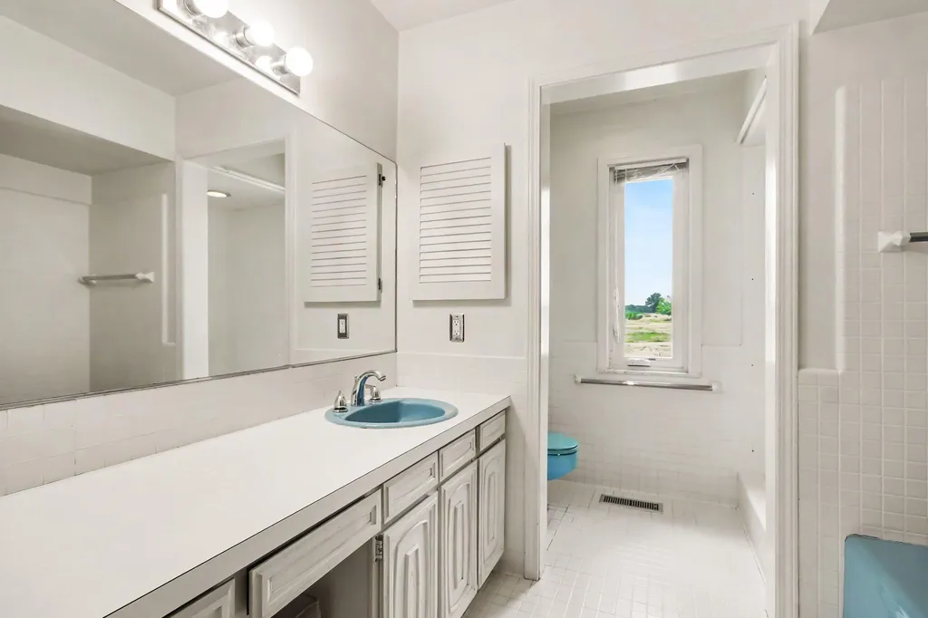 510 Willow Road York Charter Township MI 48160