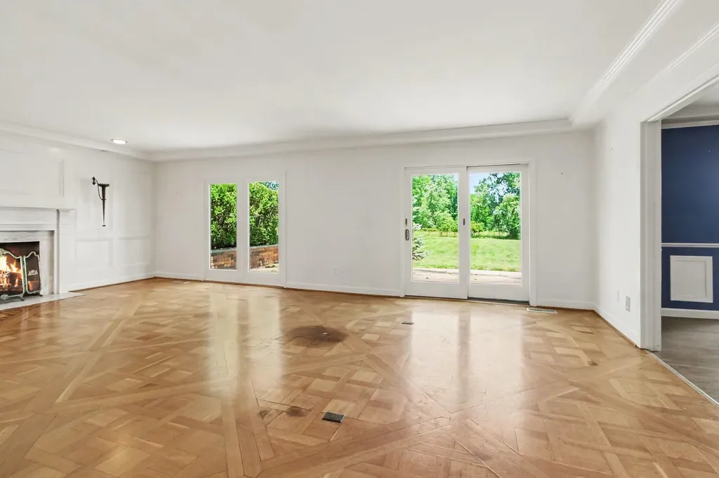 510 Willow Road York Charter Township MI 48160