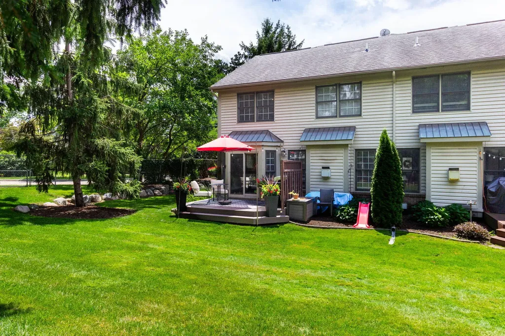1680 Alyssa Lane Clawson City MI 48017