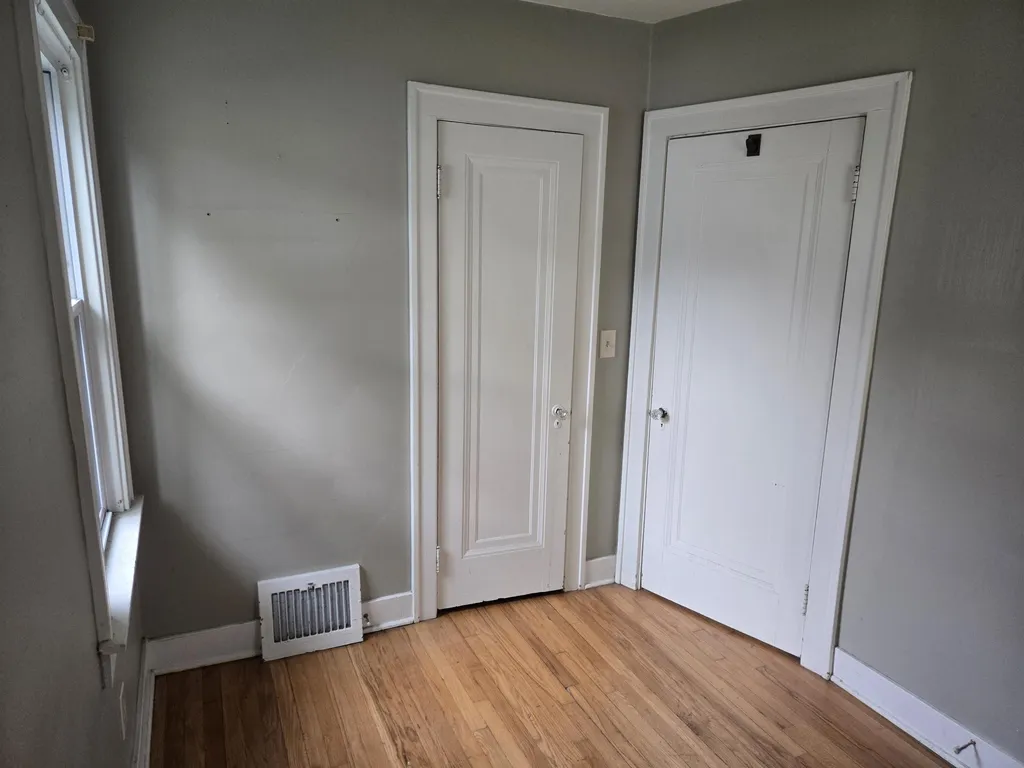 928 Maplegrove Avenue Royal Oak City MI 48067