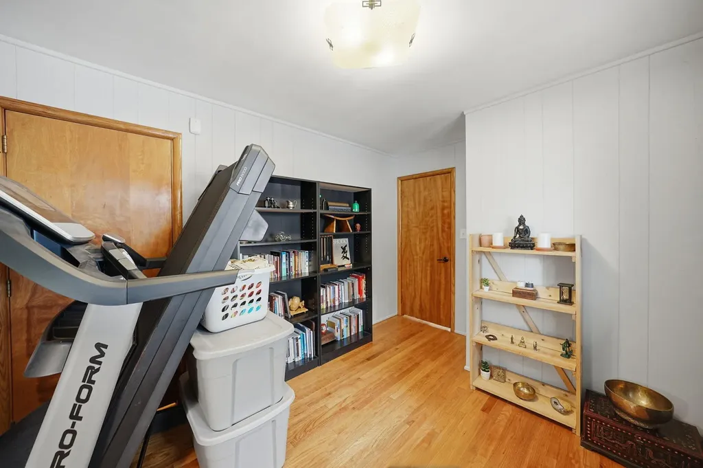 204 Edgewood Place Ferndale City MI 48220