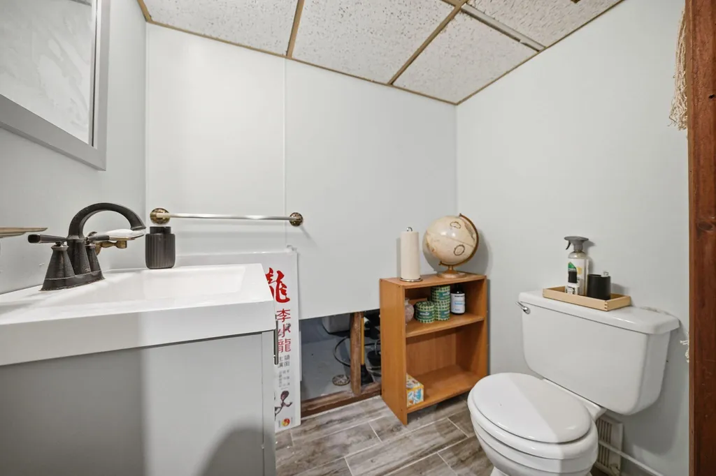204 Edgewood Place Ferndale City MI 48220