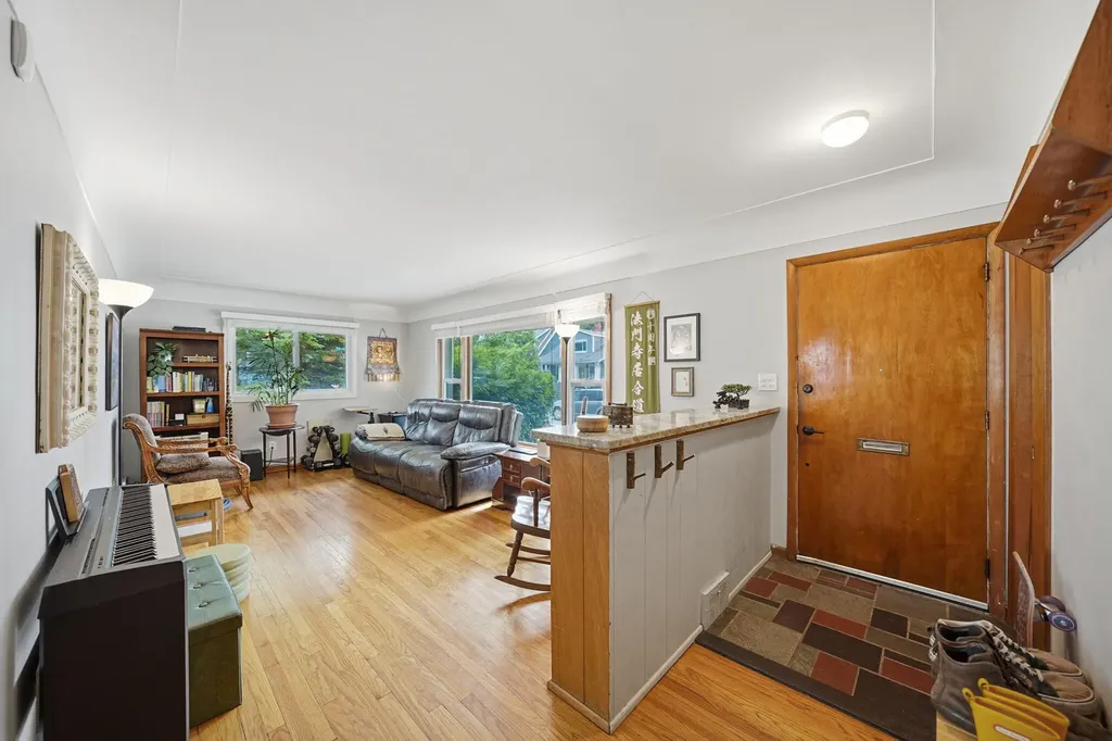 204 Edgewood Place Ferndale City MI 48220