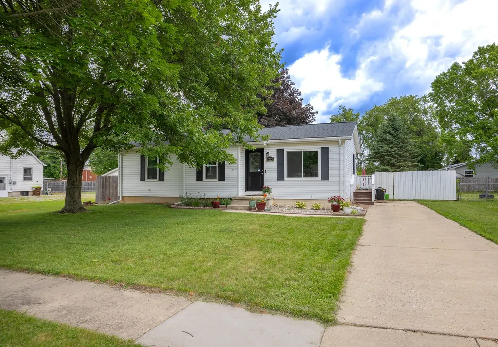 1205 Sunset Drive Tecumseh City MI 49286