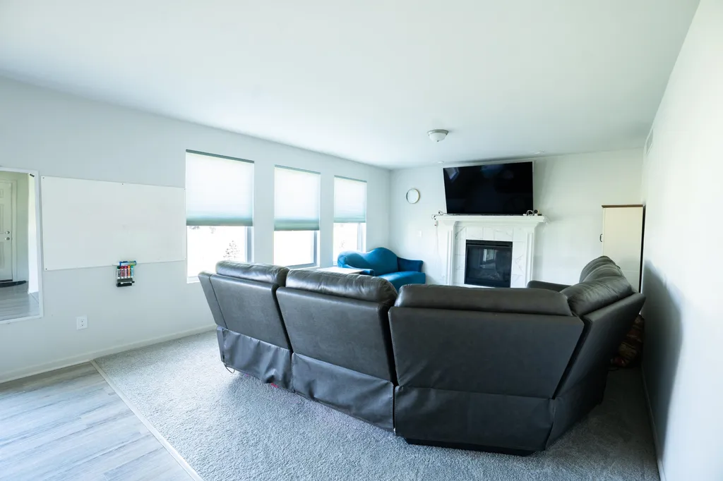 14456 Josephine Court Livonia City MI 48154