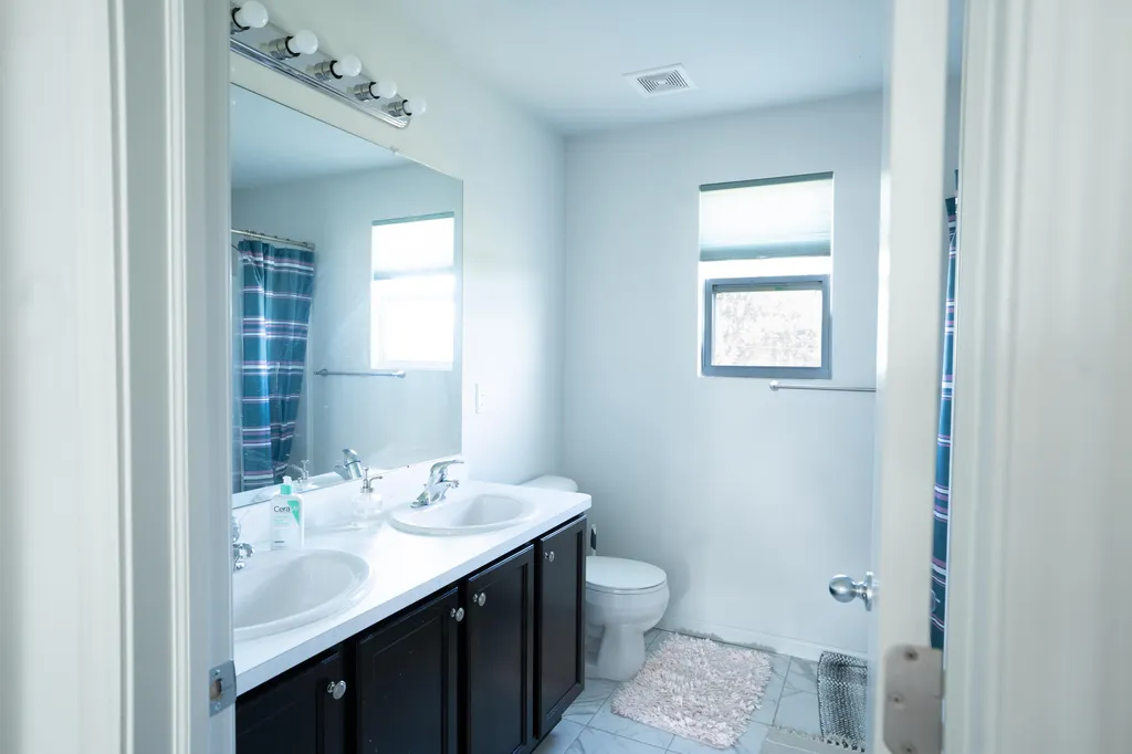 14456 Josephine Court Livonia City MI 48154