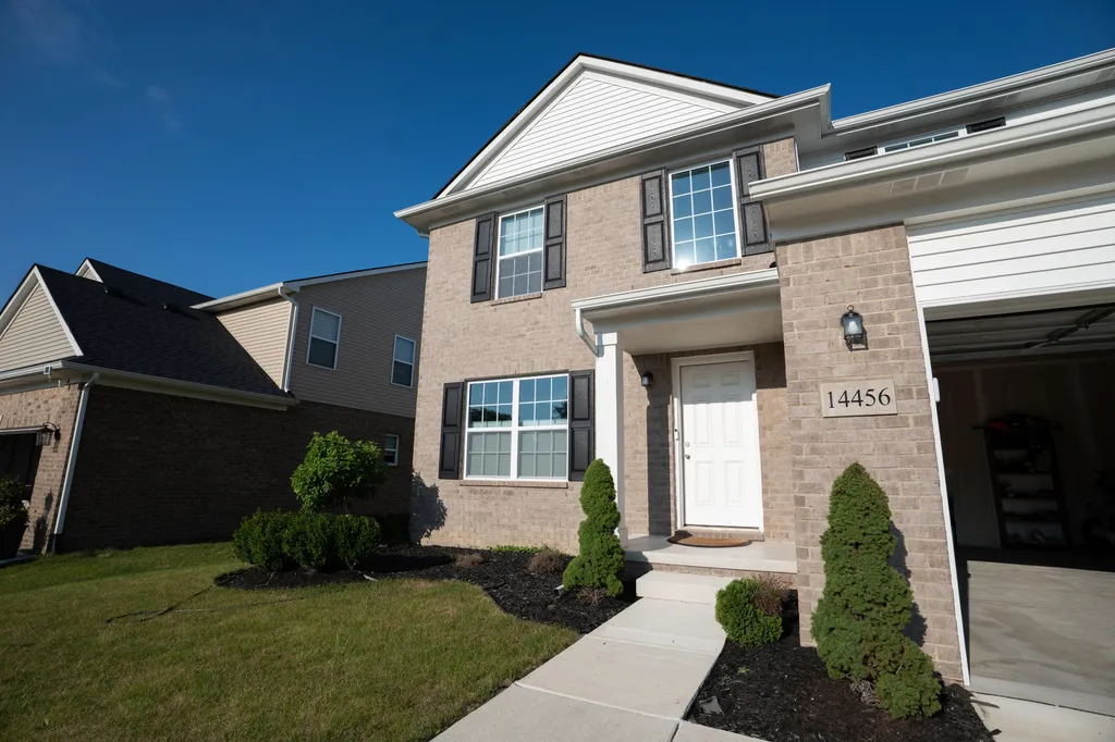 14456 Josephine Court Livonia City MI 48154
