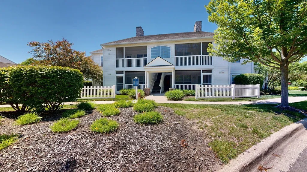 2854 S Knightsbridge Circle Ann Arbor City MI 48105