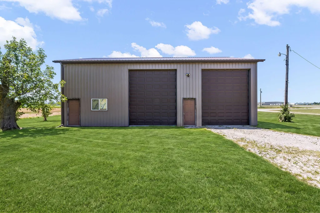 3520 N Towerline Road Buena Vista Charter Township MI 48601
