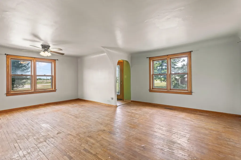 3520 N Towerline Road Buena Vista Charter Township MI 48601