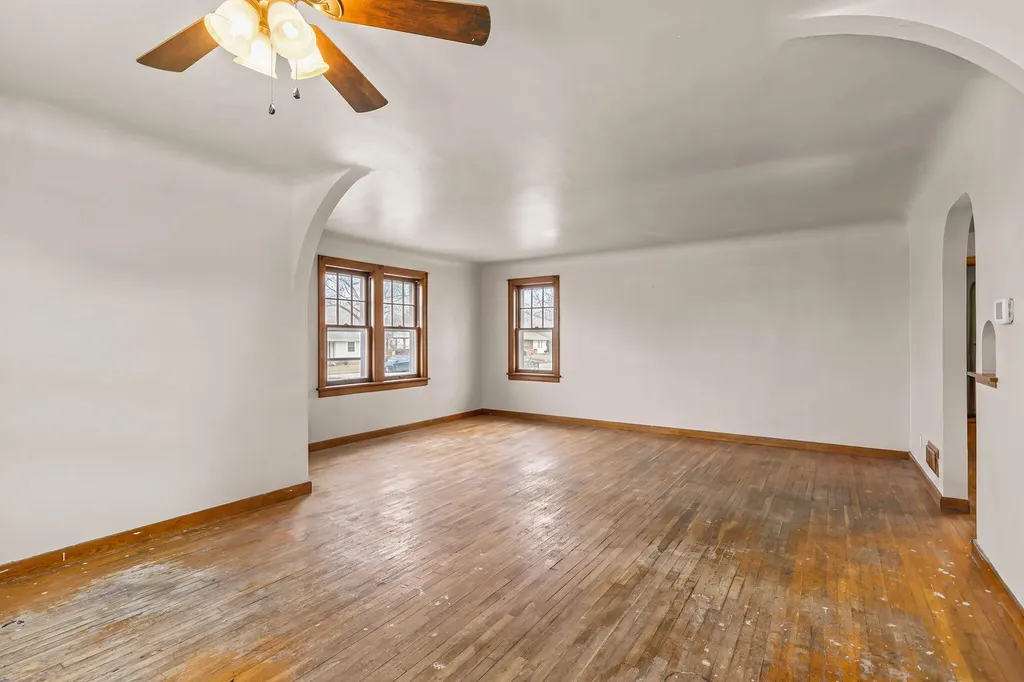 3520 N Towerline Road Buena Vista Charter Township MI 48601