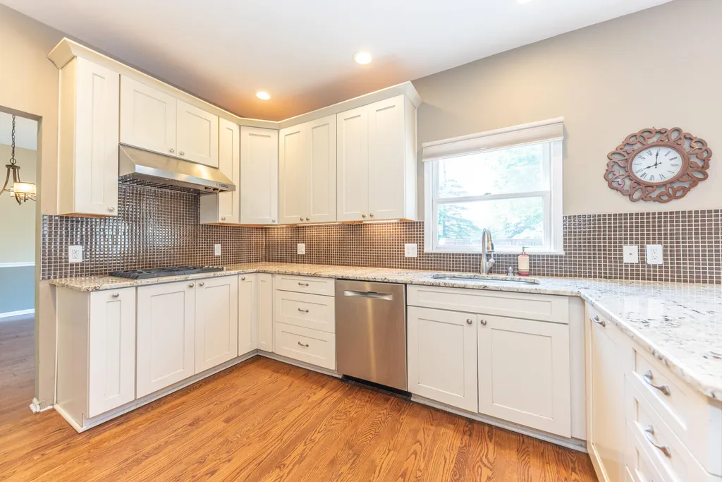 1711 Cypress Pointe Court Pittsfield Charter Township MI 48108