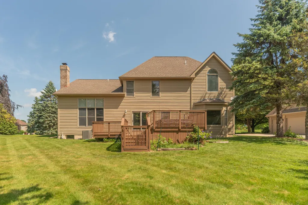 1711 Cypress Pointe Court Pittsfield Charter Township MI 48108