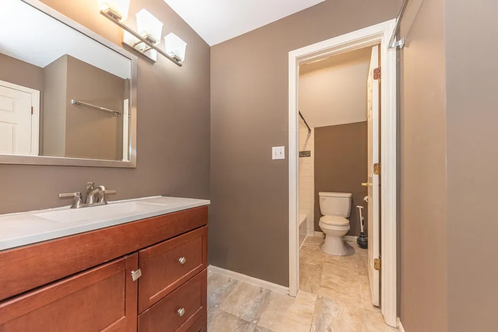 1711 Cypress Pointe Court Pittsfield Charter Township MI 48108