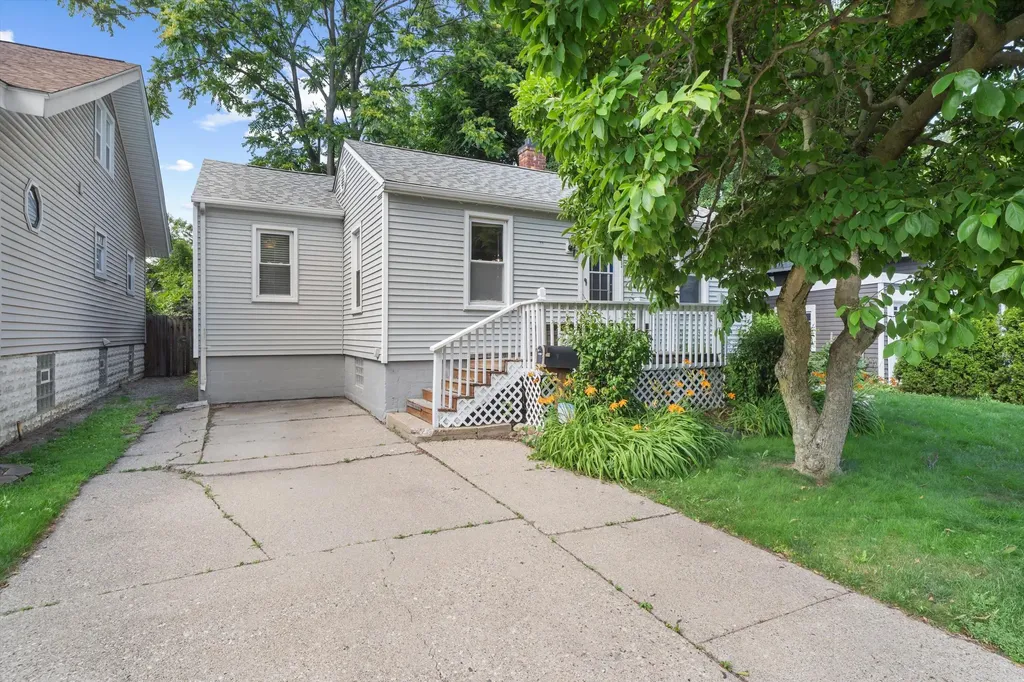 191 University Street Ferndale City MI 48220