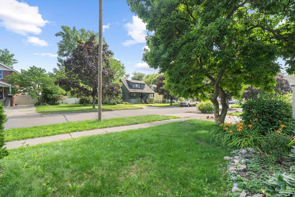 191 University Street Ferndale City MI 48220