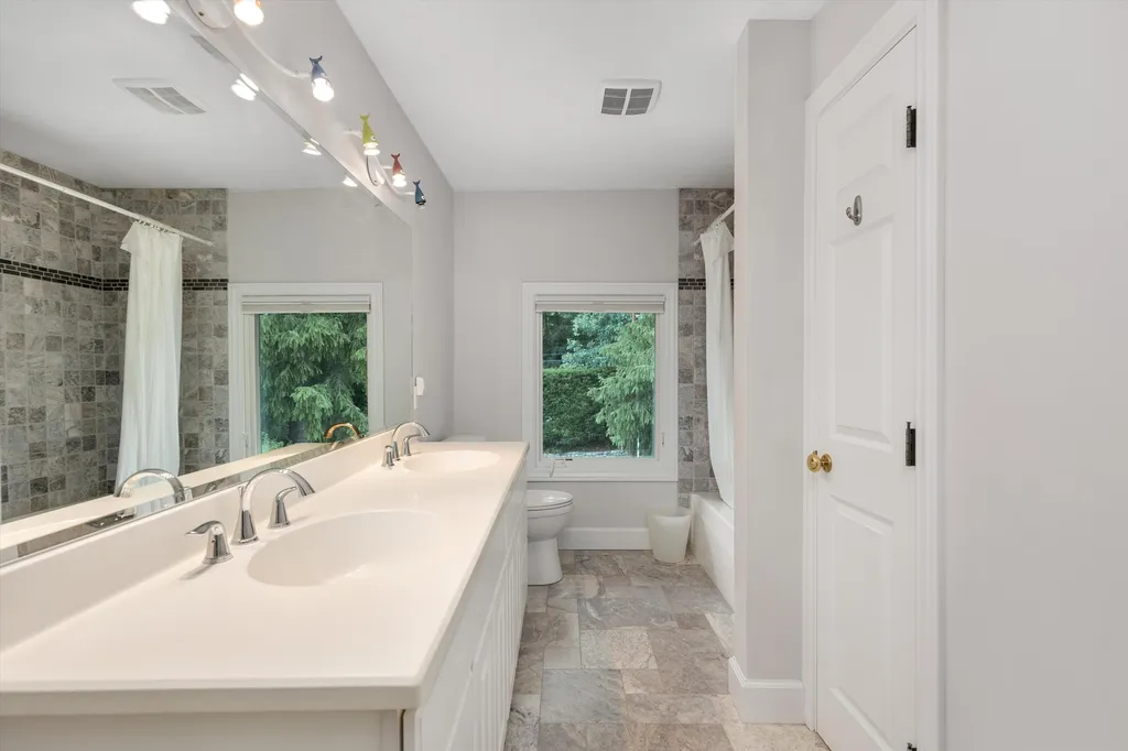 1721 Morton Avenue Ann Arbor City MI 48104