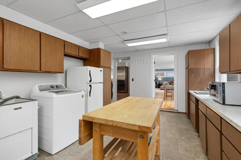 1721 Morton Avenue Ann Arbor City MI 48104