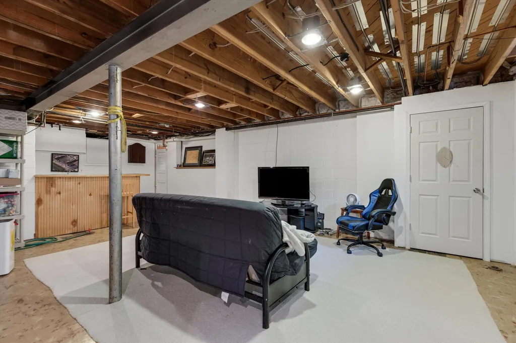 1721 Morton Avenue Ann Arbor City MI 48104