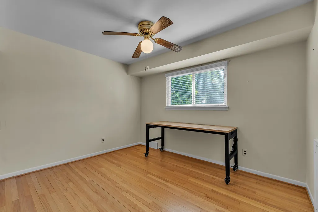 30431 Avon Court Westland City MI 48185