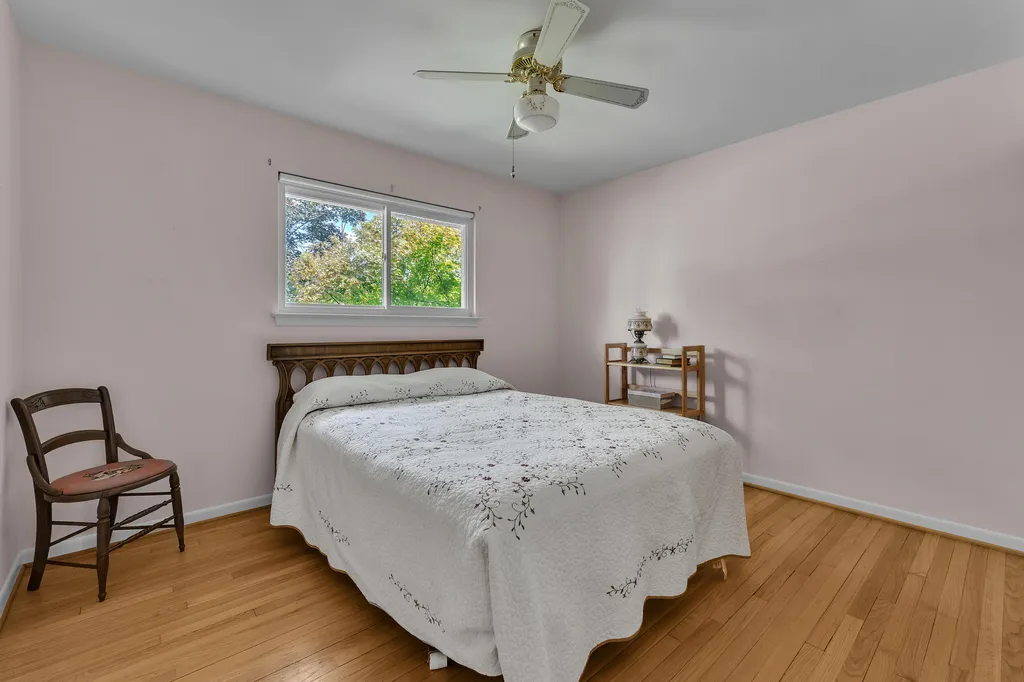 30431 Avon Court Westland City MI 48185