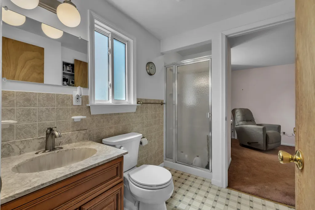 30431 Avon Court Westland City MI 48185