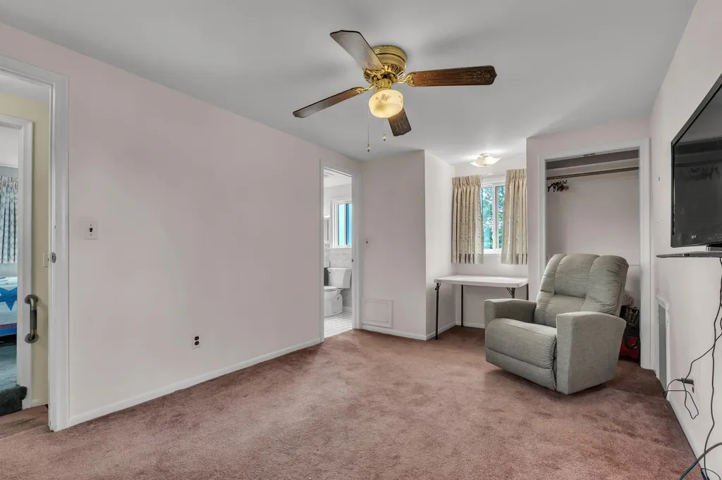 30431 Avon Court Westland City MI 48185
