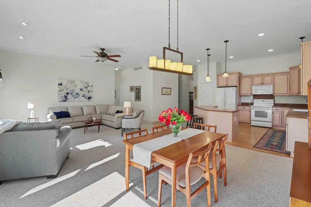 9748 Tioga Trail Hamburg Township MI 48169