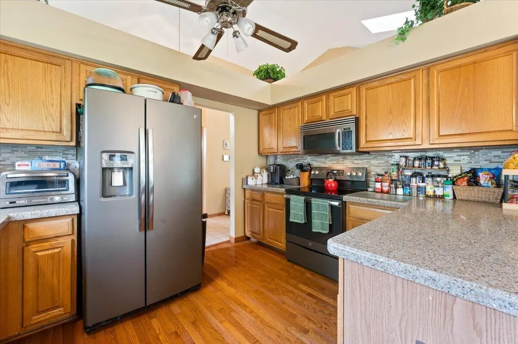 213 Edington Circle Canton Charter Township MI 48187