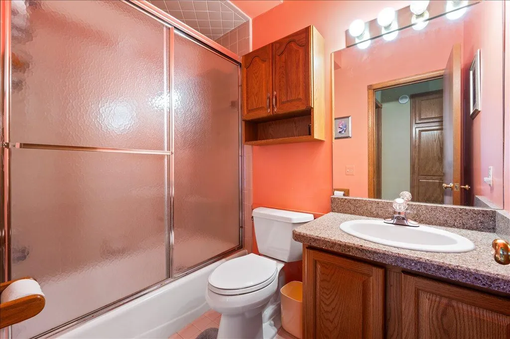 213 Edington Circle Canton Charter Township MI 48187
