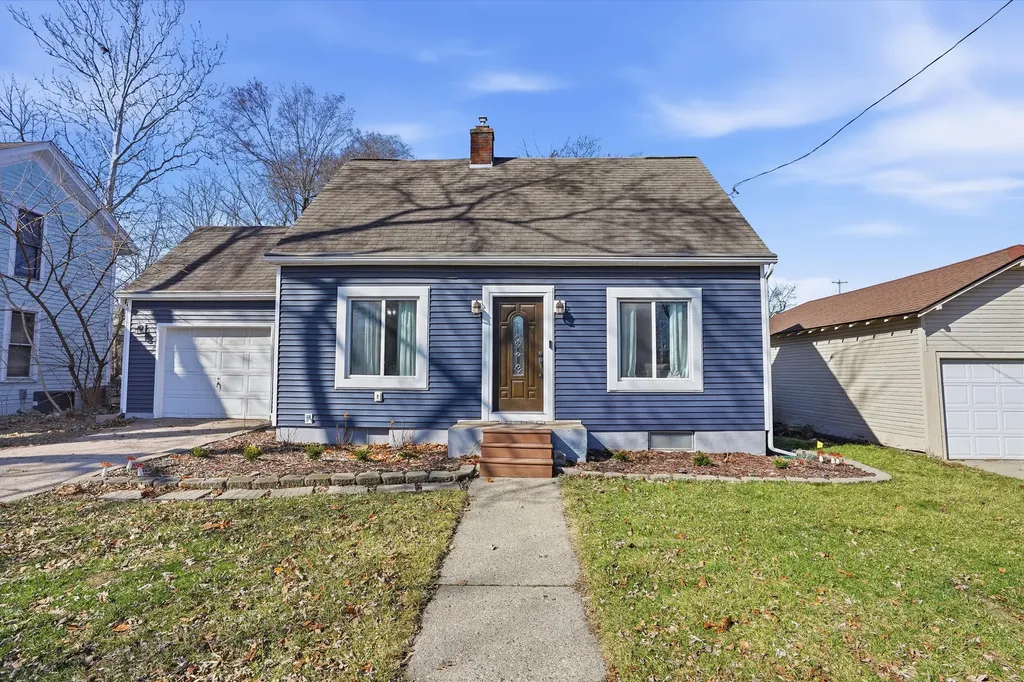 608 Park Street Fenton City MI 48430