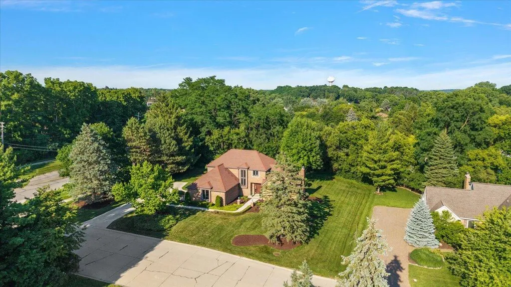 45685 Greenridge Drive Northville Township MI 48167