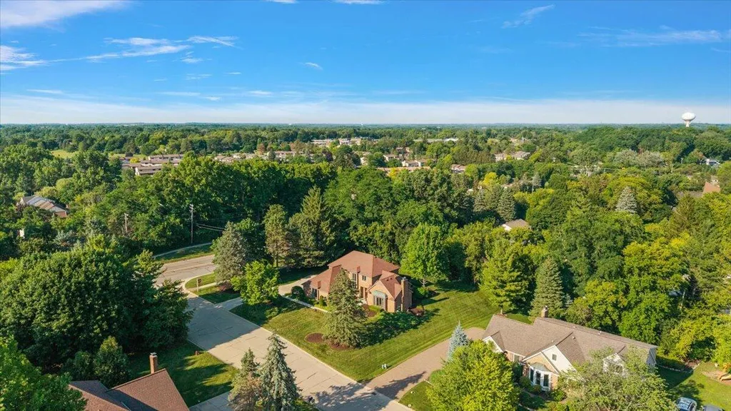 45685 Greenridge Drive Northville Township MI 48167