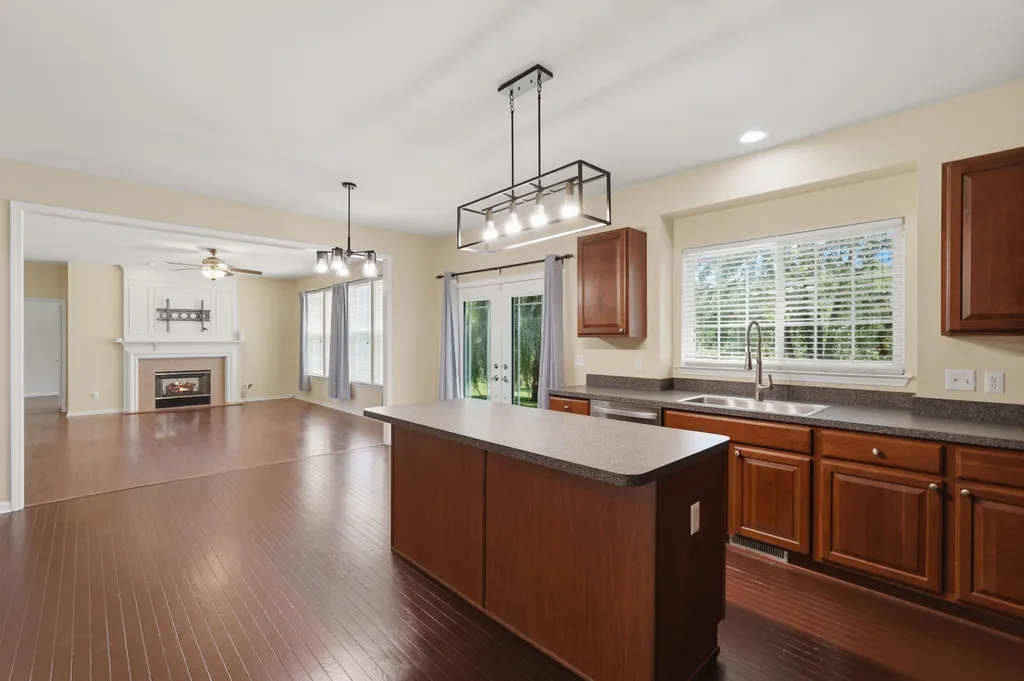 8319 Blue Jay Drive Ypsilanti Charter Township MI 48197