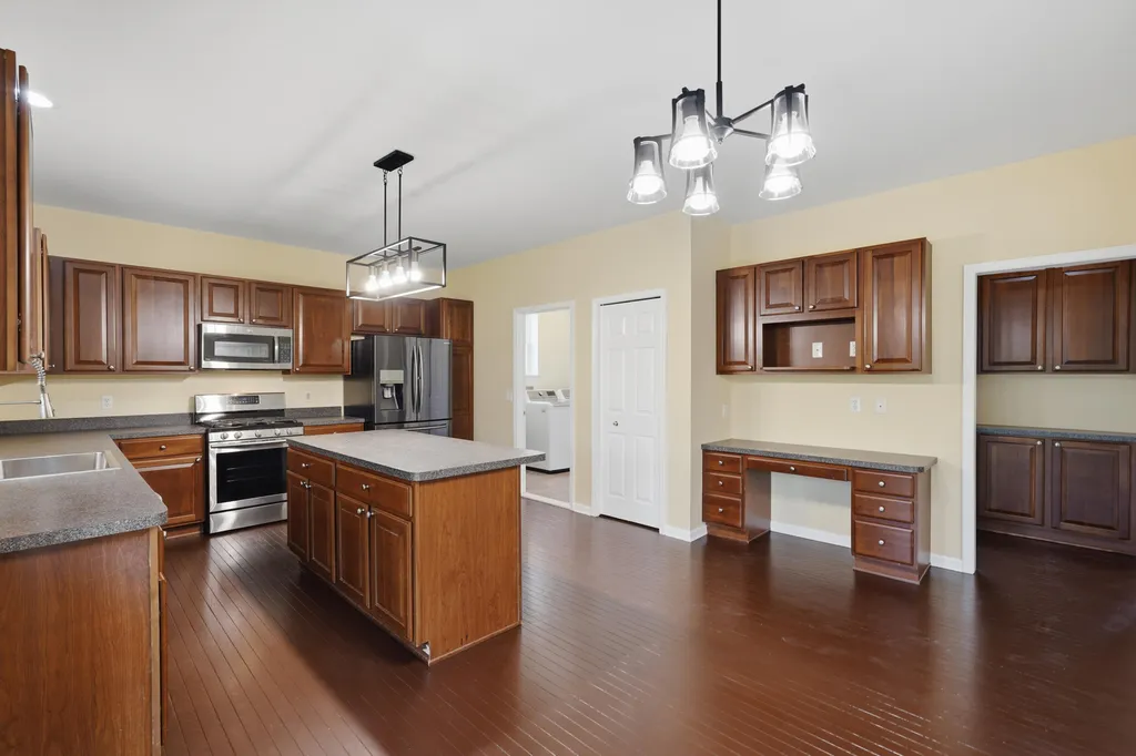 8319 Blue Jay Drive Ypsilanti Charter Township MI 48197