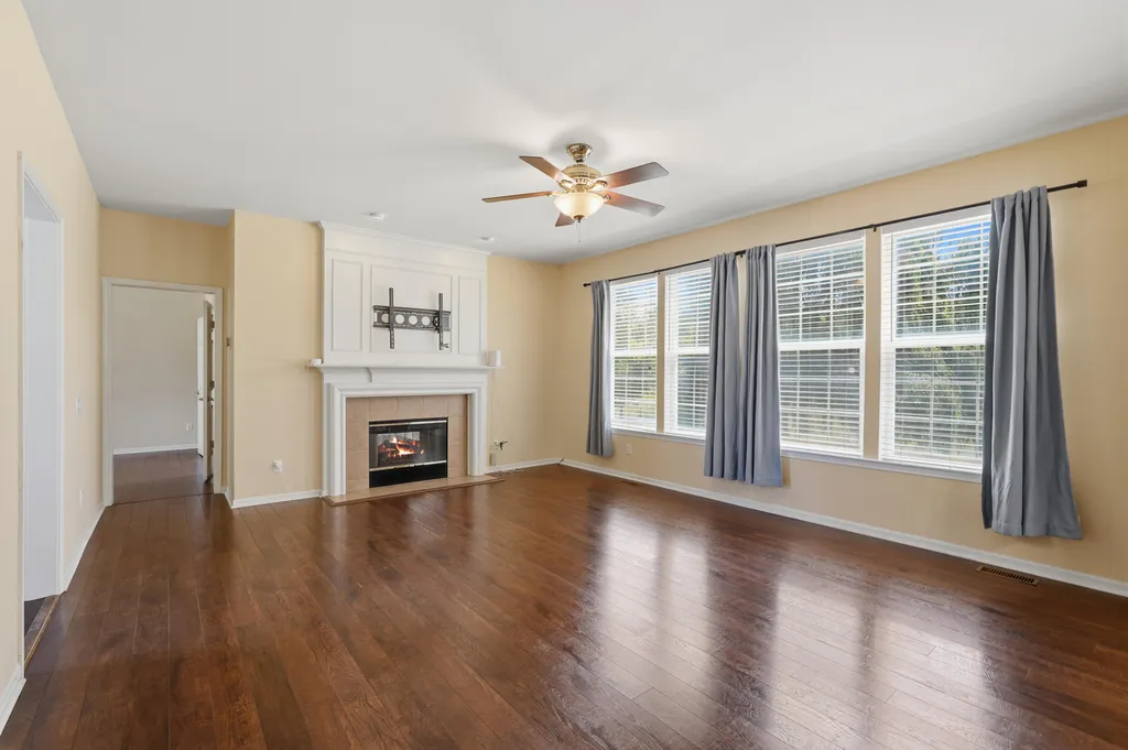 8319 Blue Jay Drive Ypsilanti Charter Township MI 48197