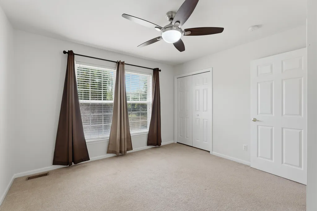 8319 Blue Jay Drive Ypsilanti Charter Township MI 48197